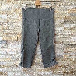 lululemon athletica Charcoal Gray Cropped Leggings